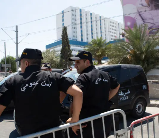 Tunisia, smantellate due reti criminali internazionali: 25 arresti