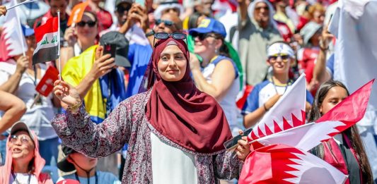 Telegraph, Qatar paid for fans to support team at World Cup
