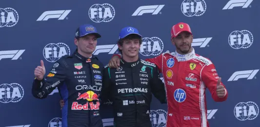 Capolavoro di Antonelli, è in pole a Monaco davanti a Verstappen. Seconda fila per le due Ferrari