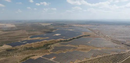 Plenitude avvia in Spagna la produzione dell’intero impianto di Renopool, il suo più grande parco fotovoltaico costruito a livello mondiale