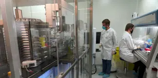 Pandemie, l’IA sta aiutando gli scienziati a sviluppare un nuovo vaccino