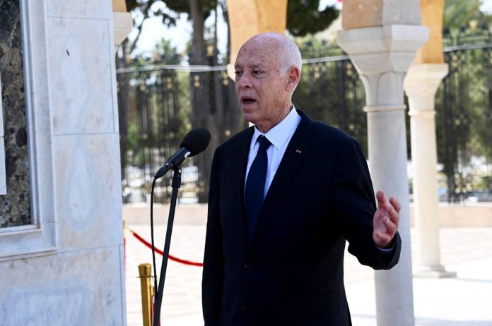 Tunisia, il presidente Kais Saied partecipa alle celebrazioni del 25° anniversario della morte del presidente Habib Bourguiba