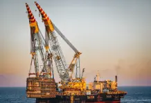 Saipem 7000 completa il sollevamento del modulo per il trattamento del gas per il progetto Bouri in Libia