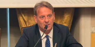 Scajola “Nelle strutture ricettive della Liguria un parcheggio ogni tre camere”