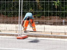 Stop alle attività lavorative a rischio nelle ore più calde fino al 31 agosto, Schifani firma l’ordinanza / Video