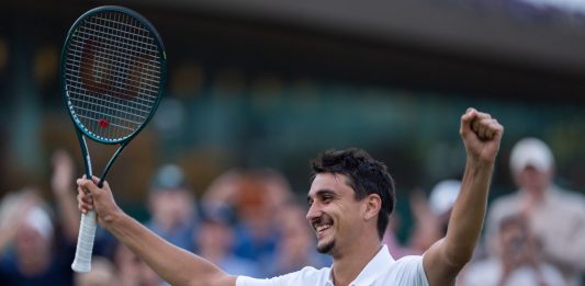 Sonego avanza al secondo turno di Wimbledon, eliminato Arnaldi. Bene Paolini e Grant
