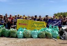 Operazione Spiagge Pulite 2026, a Palermo trovati 20 monopattini sepolti nella sabbia