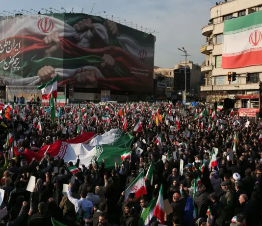 Iran-Usa, raggiunto l’accordo preliminare: venerdì la firma a Ginevra