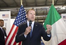 Ambasciatore Usa a Roma “Meloni ha fatto un lavoro eccellente, con lei l’Italia è un paese leader”