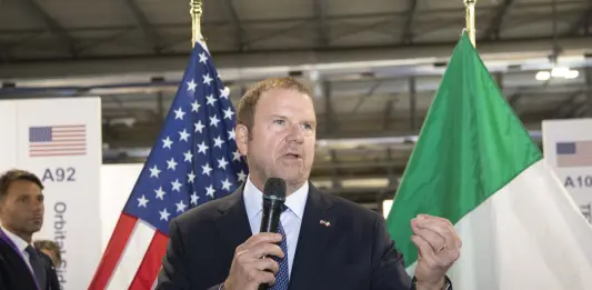 Ambasciatore Usa a Roma “Meloni ha fatto un lavoro eccellente, con lei l’Italia è un paese leader”