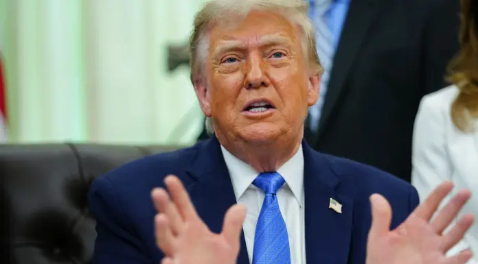 Trump accerchiato, ma quanto potrà resistere?