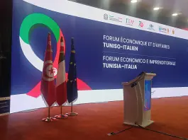 Forum economico Italia-Tunisia, firmati accordi a Tunisi tra istituzioni e imprese dei due Paesi