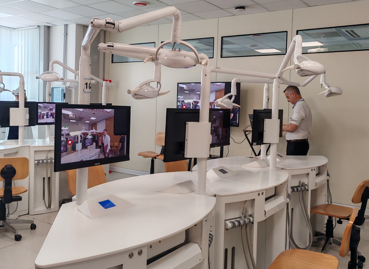 L’Università La Sapienza di Roma inaugura due laboratori di didattica immersiva L’Università La Sapienza di Roma inaugura due laboratori di didattica immersiva