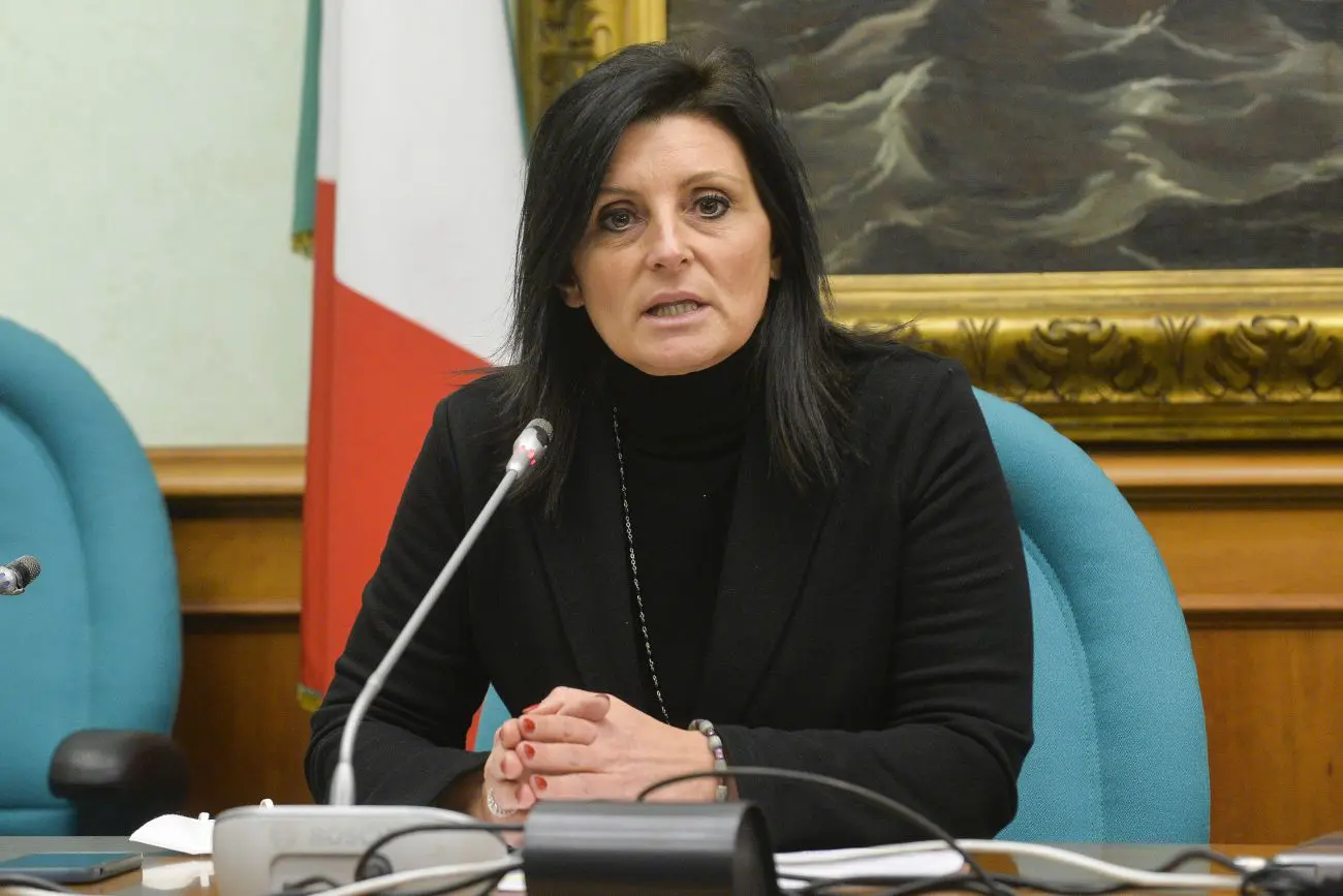 “Impegno per un Paese sicuro, moderno e sostenibile per tutti”.