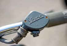 Vespa sceglie Roma per festeggiare i suoi 80 anni / Video