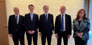 Moda, Urso incontra Arnault e de Meo a Parigi: “Lavoriamo insieme per rafforzare e consolidare l’ecosistema industriale”