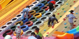 Cina: studenti in pausa primaverile nella Mongolia Interna (1)