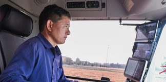 Cina: Anhui, fattoria smart usa tecnologie per monitoraggio e raccolta grano (3)