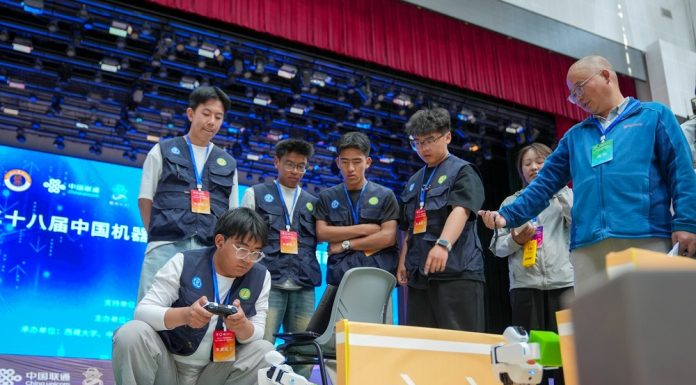 Cina: Xizang, Lhasa ospita 28esima Competizione di robotica e IA (1)