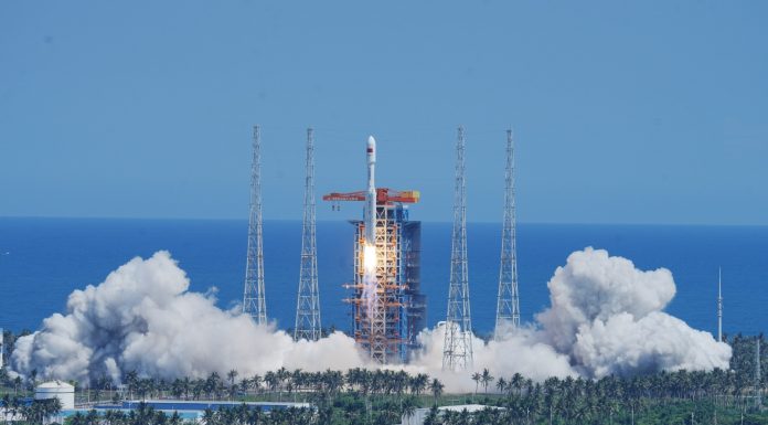 Cina: lanciato nuovo gruppo di satelliti per la costellazione Spacesail