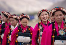 Cina: Xizang, popolazione celebra Ongkor Festival per raccolti abbondanti (2)