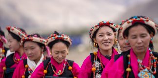 Cina: Xizang, popolazione celebra Ongkor Festival per raccolti abbondanti (2)