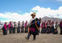 Cina: Xizang, popolazione celebra Ongkor Festival per raccolti abbondanti (3)