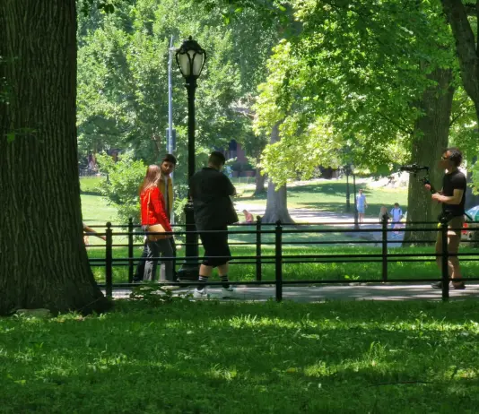 Il Newyorkese, il giornale di New York, diventa un film