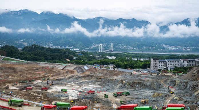 Cina: al via megaprogetto di navigazione sul fiume Yangtze (1)