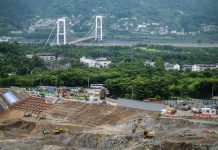 Cina: al via megaprogetto di navigazione sul fiume Yangtze (2)
