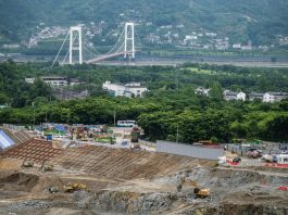 Cina: al via megaprogetto di navigazione sul fiume Yangtze (2)