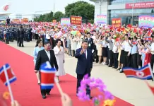 DPRK: visita di Stato di Xi si conclude con solenne cerimonia (2)