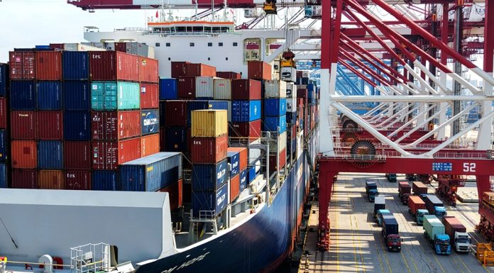 Cina: a maggio commercio estero in crescita del 16,9%