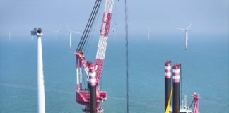 Cina: Jiangsu, manutenzione di turbine eoliche offshore in vista dell’estate (3)