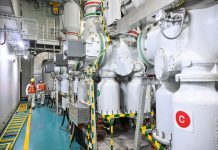 Cina: Jiangsu, manutenzione di turbine eoliche offshore in vista dell’estate (2)