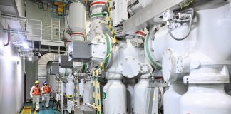 Cina: Jiangsu, manutenzione di turbine eoliche offshore in vista dell’estate (2)