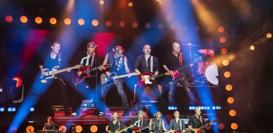 Ligabue apre ufficialmente all’Olimpico “La notte di certe notti”