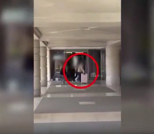 Porter abusivi, tre arresti a Venezia per estorsione e rapine ai turisti / Video