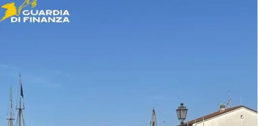 Alla Mille Miglia presenti due autovetture storiche delle Fiamme Gialle