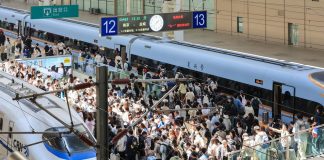 Cina: viaggi ferroviari record a 1,9 mld nei primi cinque mesi del 2026