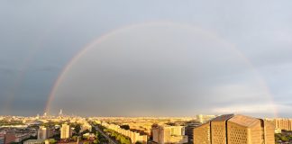 Cina: un arcobaleno illumina il cielo sopra Pechino (2)