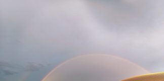 Cina: un arcobaleno illumina il cielo sopra Pechino (3)