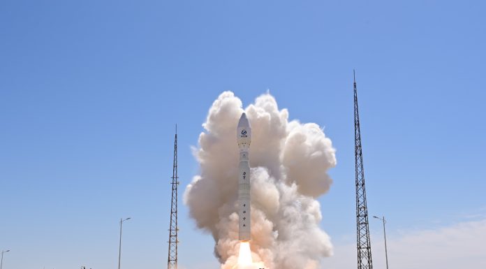 Cina: razzo Lijian-1 Y14 porta in orbita otto satelliti (2)