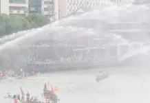 Cina: Guizhou, parate a tema per il Dragon Boat Festival (1)