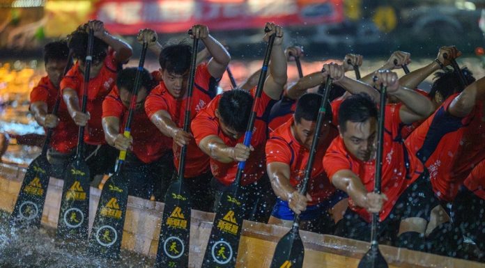 Cina: Diejiao ospita gara per il Dragon Boat Festival (2)