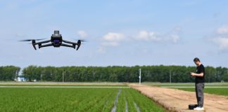 Cina: Heilongjiang usa macchinari smart per aumentare produzione di cereali (1)