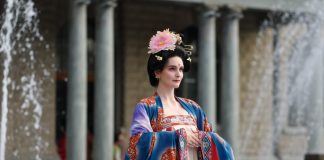 Cina: a Tianjin la moda tradizionale diventa un ponte tra culture (1)