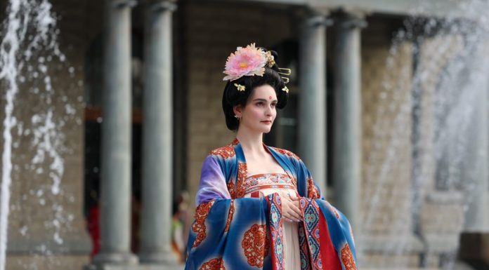 Cina: a Tianjin la moda tradizionale diventa un ponte tra culture (1)