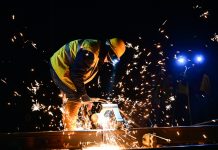 Cina: manutenzione su ferrovia Qinghai-Xizang prima del picco viaggi estivo (2)