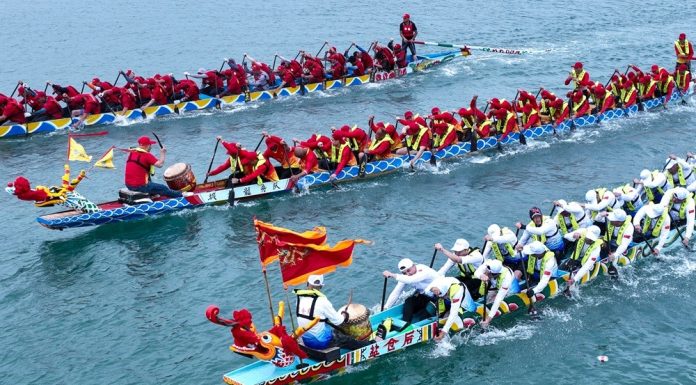 Cina: Fujian ospita competizioni per celebrare Dragon Boat Festival (1)